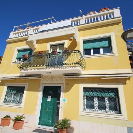 Apartment Giulia By Interhome مونيلّي المظهر الخارجي الصورة